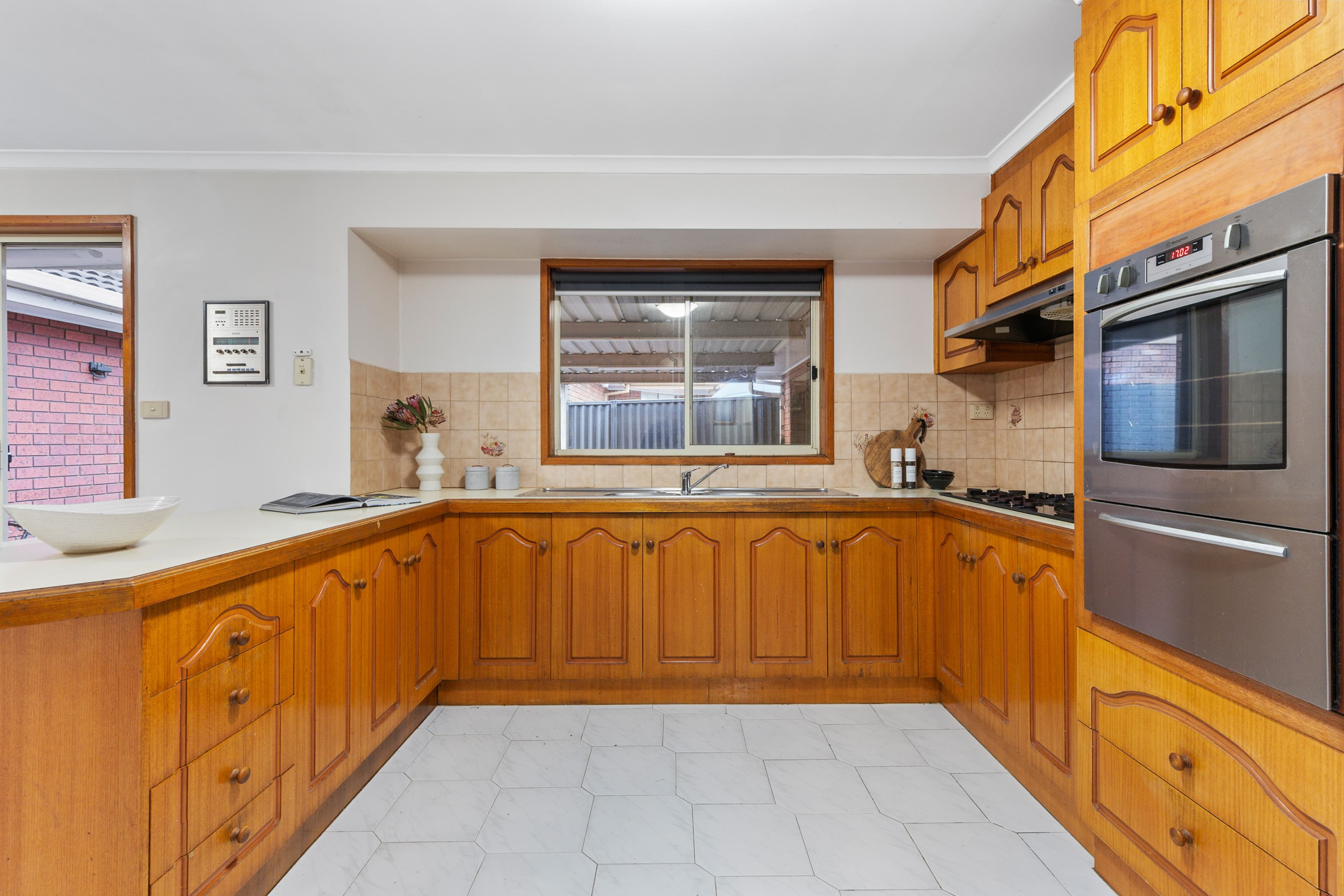 66 Knightsbridge Avenue, Altona Meadows VIC 3028, Altona Meadows - Thumbnail 6