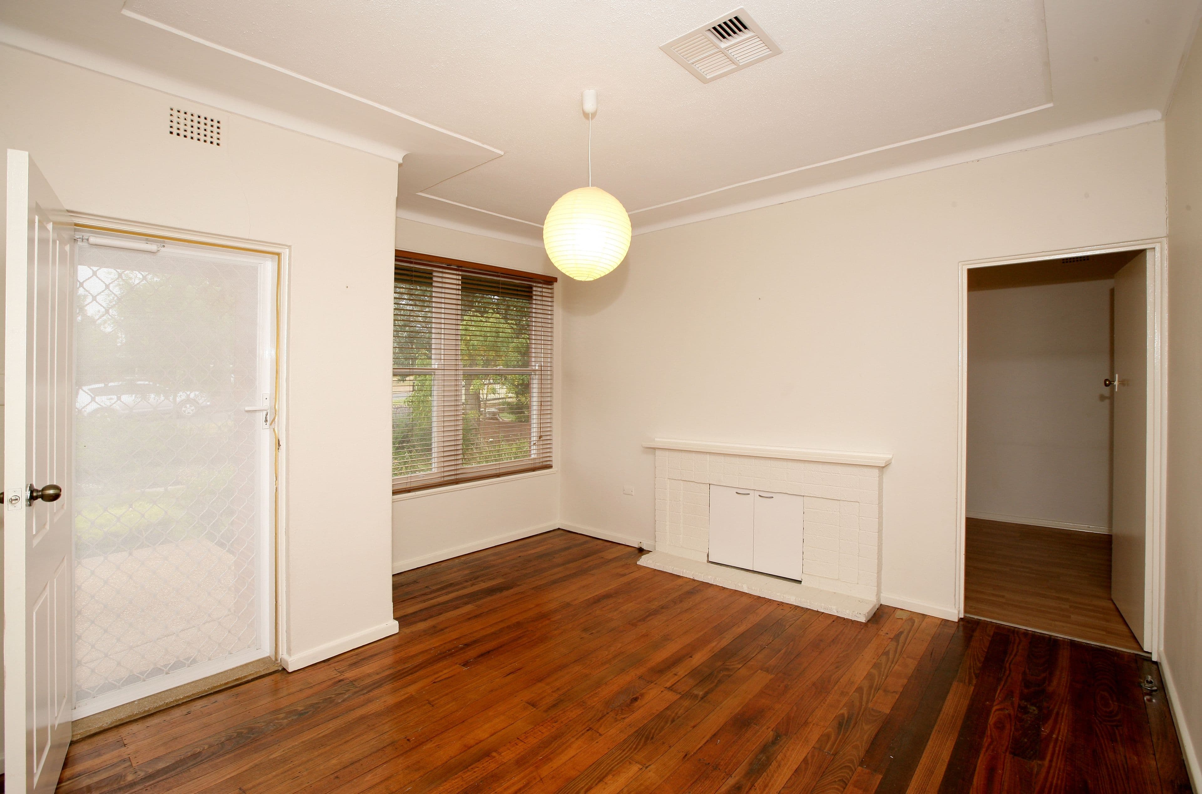 26 Bolger Avenue, Mount Austin NSW 2650, Mount Austin - Thumbnail 3