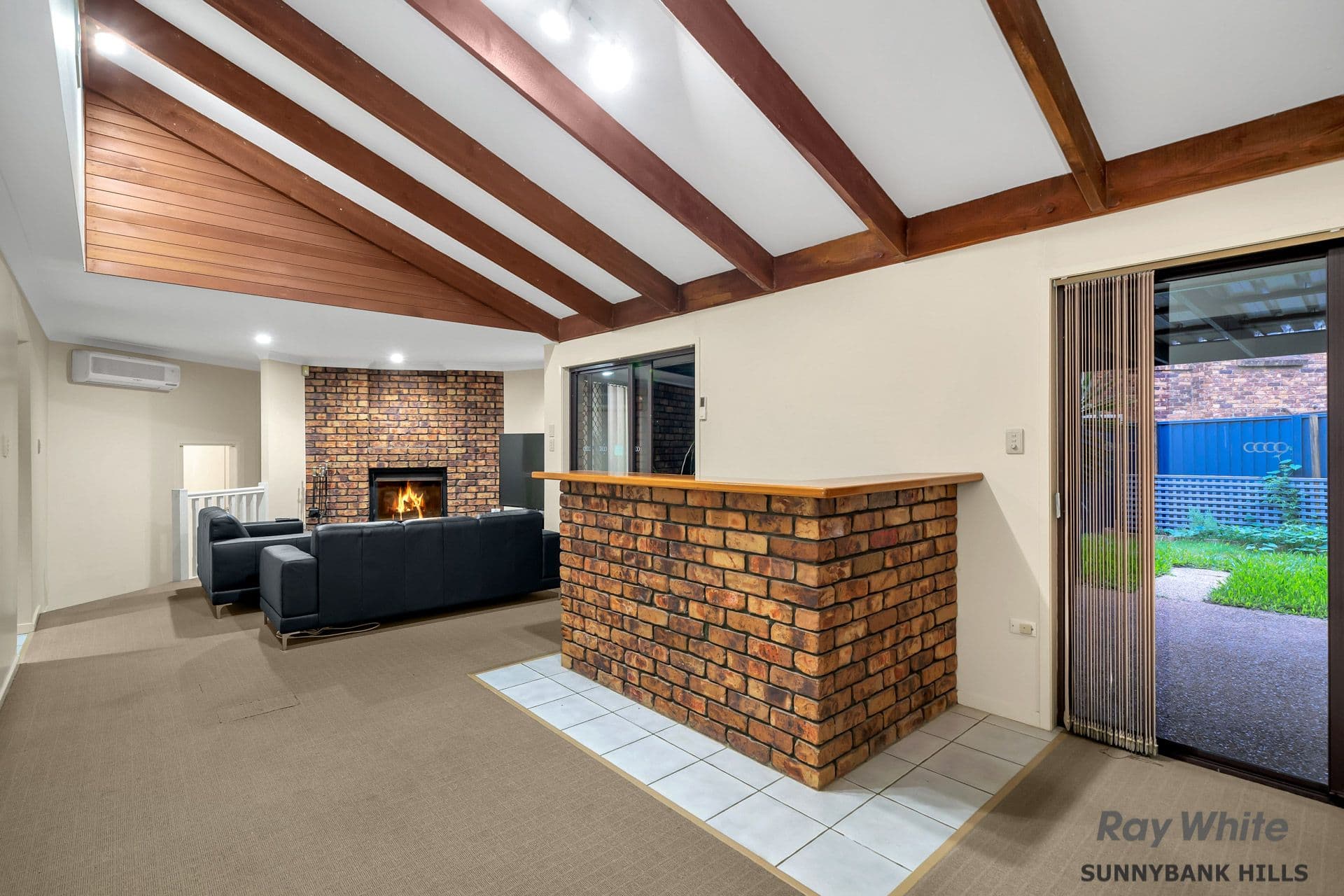 10 Dane Court, Eight Mile Plains QLD 4113, Eight Mile Plains - Thumbnail 4