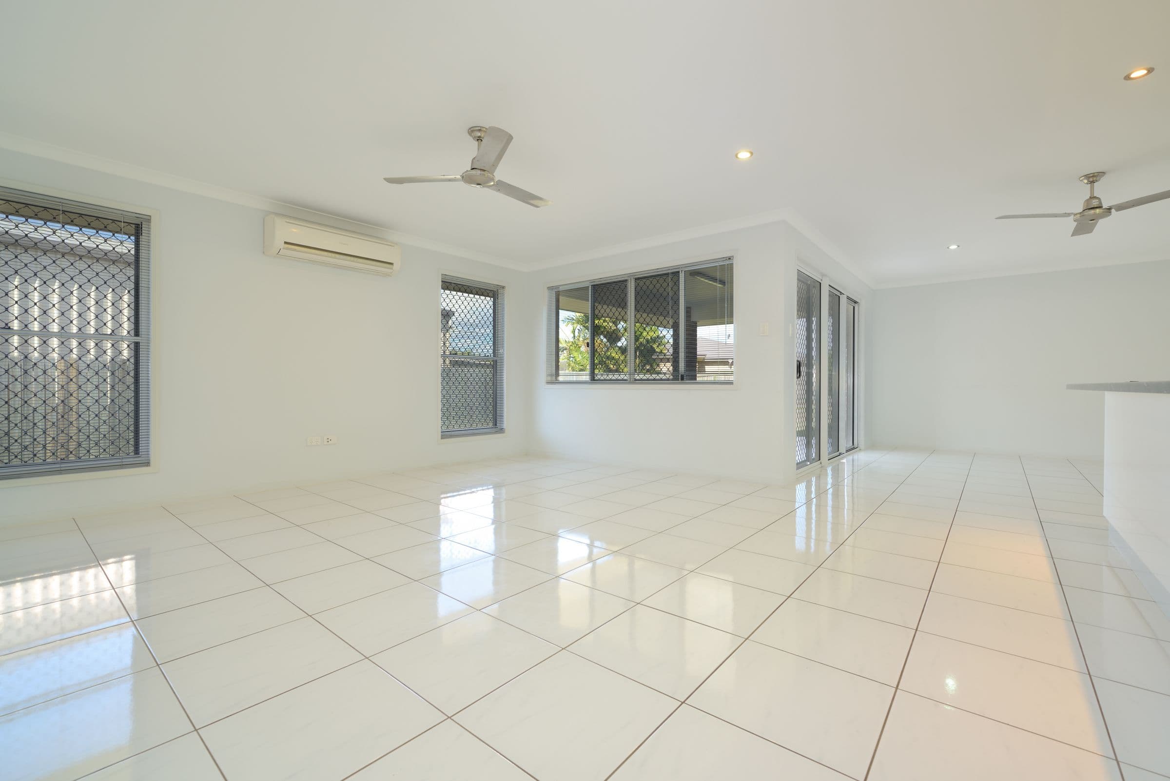 5 Briffney Street, Kirkwood QLD 4680, Kirkwood - Thumbnail 5