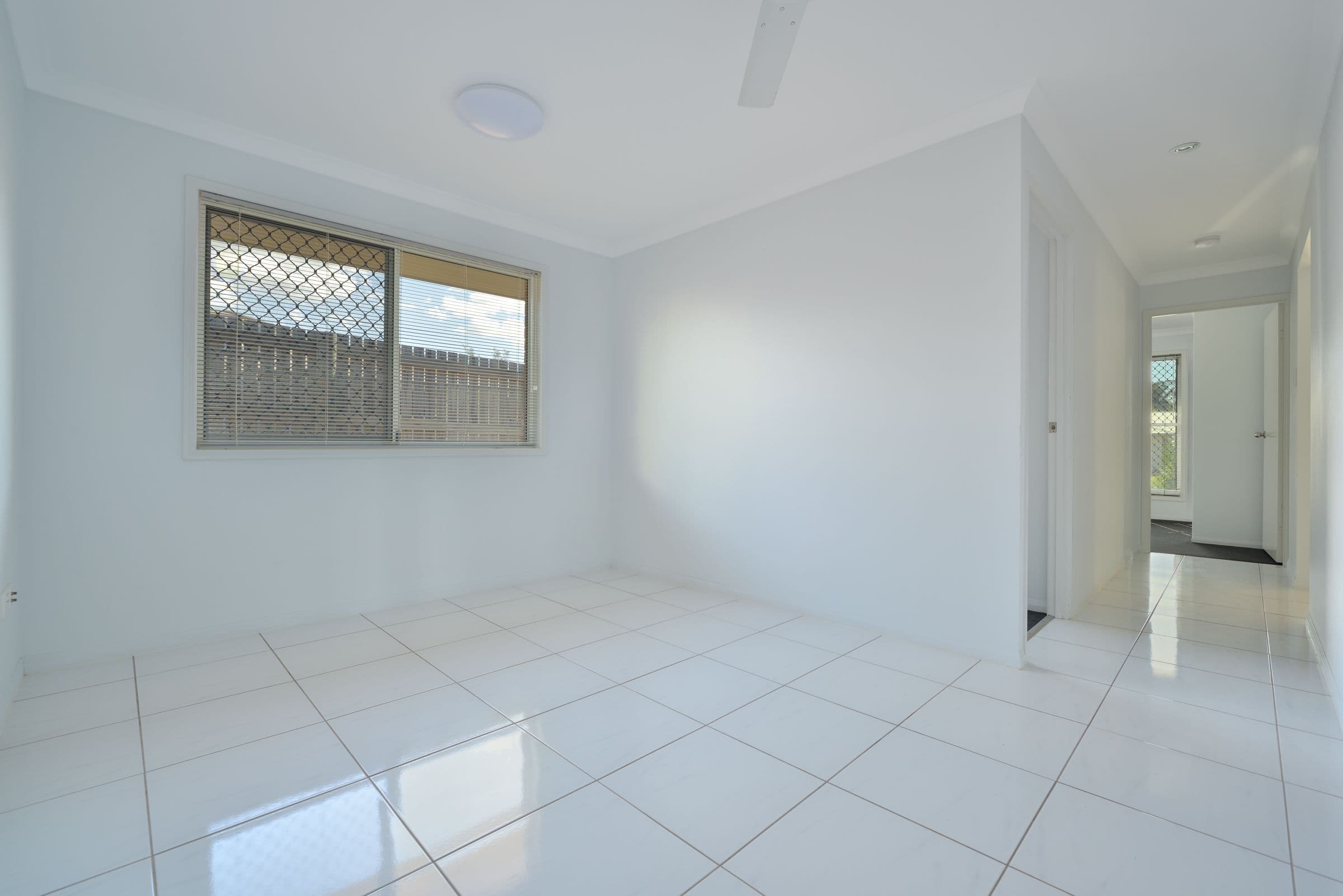 5 Briffney Street, Kirkwood QLD 4680, Kirkwood - Thumbnail 6