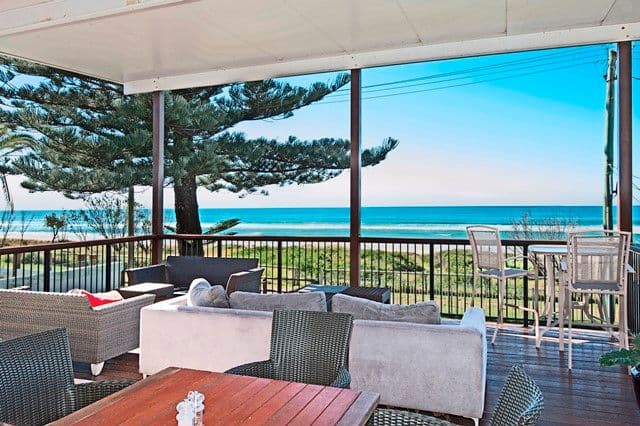 476 The Esplanade, PALM BEACH QLD 4221, Palm Beach - Thumbnail 2