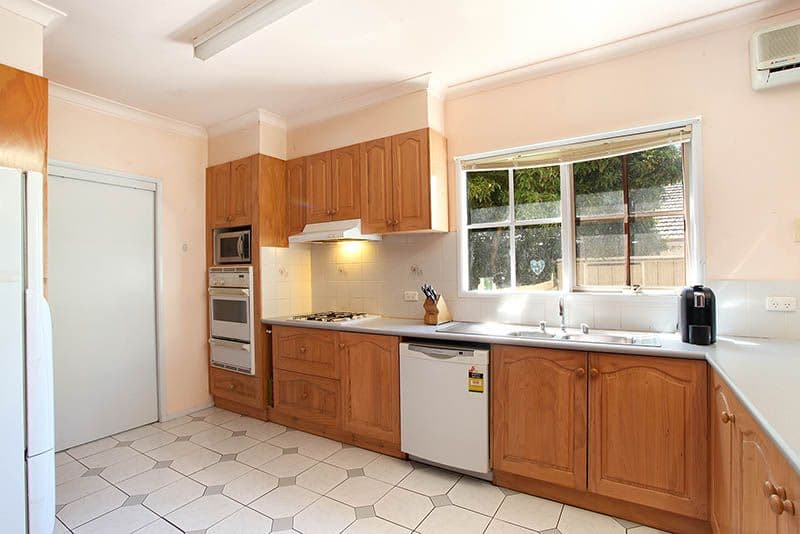 4 Elliott Street, Boronia VIC 3155, Boronia - Thumbnail 3