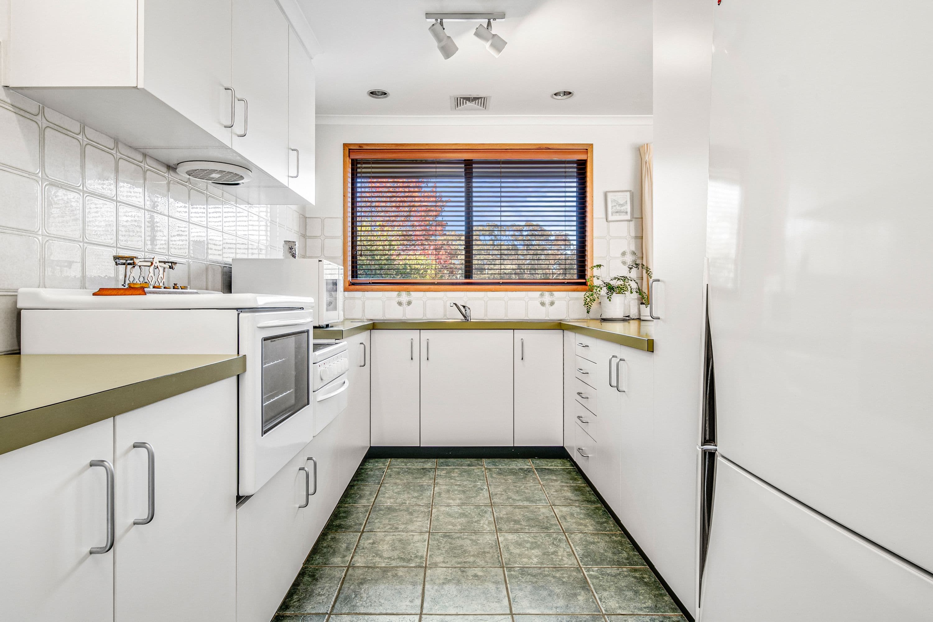 3 Vallance Place, Cook ACT 2614, Cook - Thumbnail 2