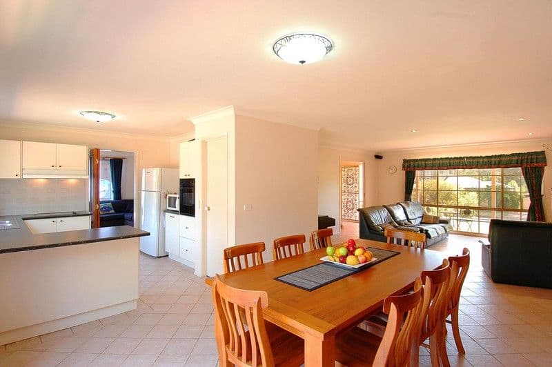 42 Sarah Crescent, Baulkham Hills NSW 2153, Baulkham Hills - Thumbnail 5