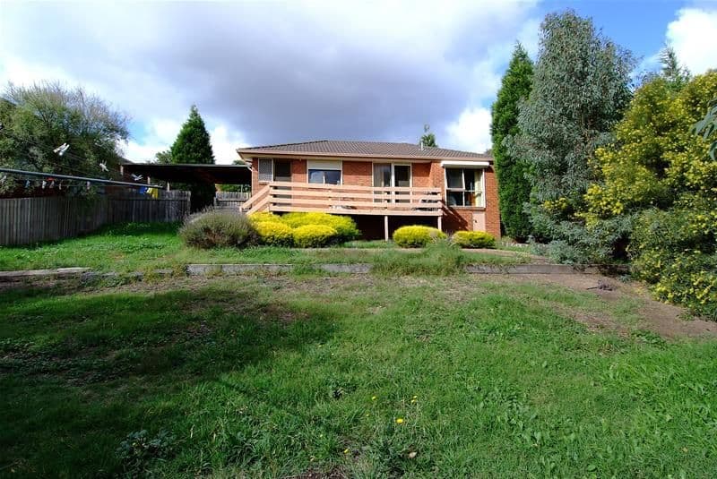 49 Bowman Drive, MILL PARK VIC 3082, Mill Park - Thumbnail 3