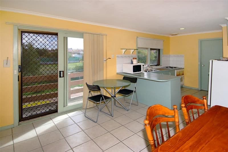 49 Bowman Drive, MILL PARK VIC 3082, Mill Park - Thumbnail 4