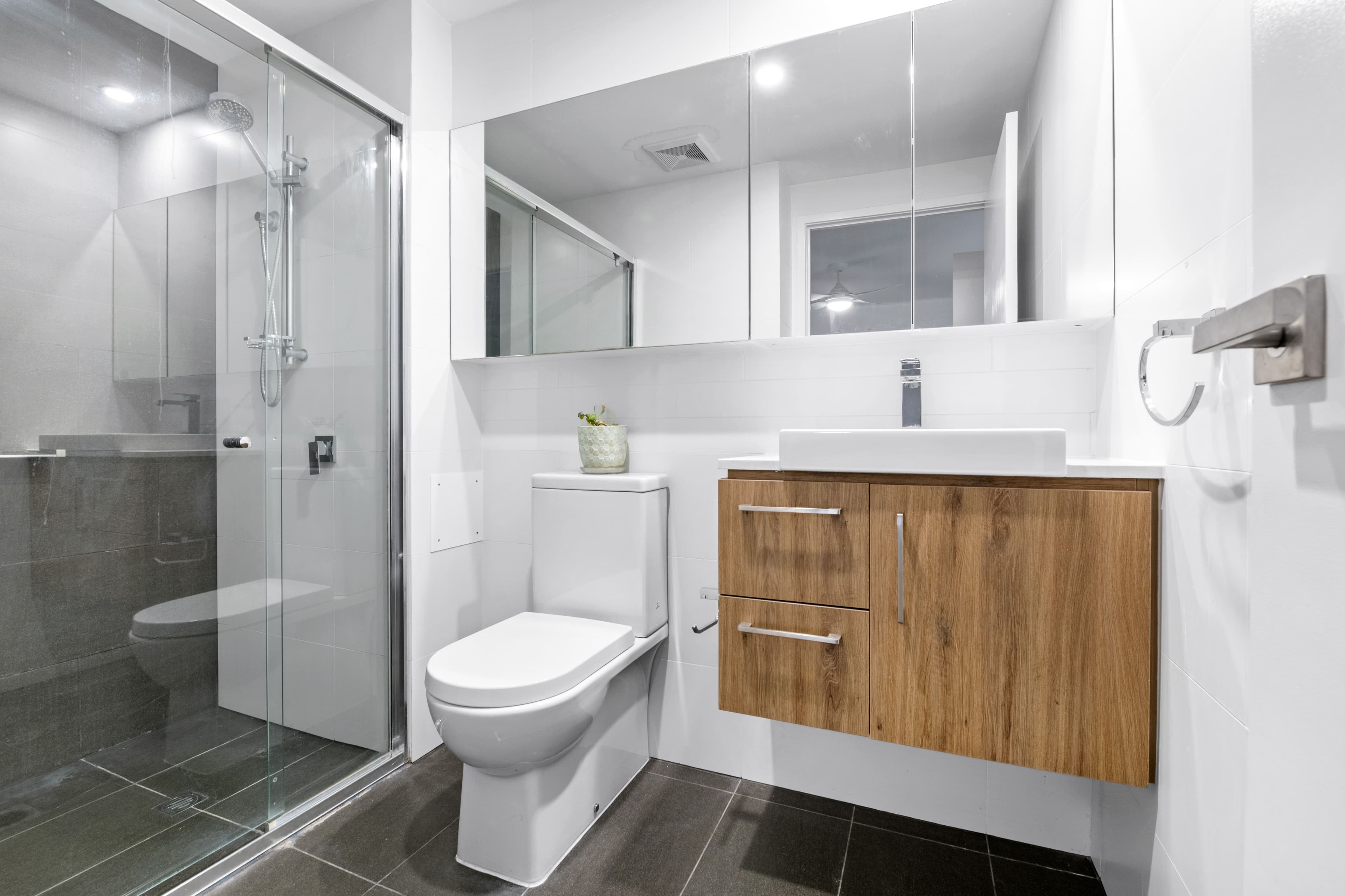 16 Beesley Street, West End QLD 4101, West End - Thumbnail 8