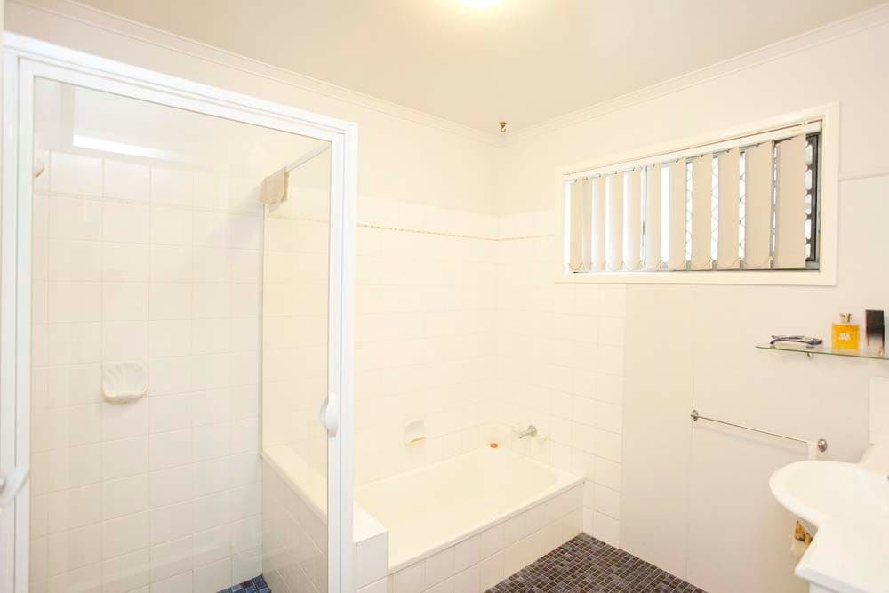 11 Nevern Street, MACGREGOR QLD 4109, Macgregor - Thumbnail 7