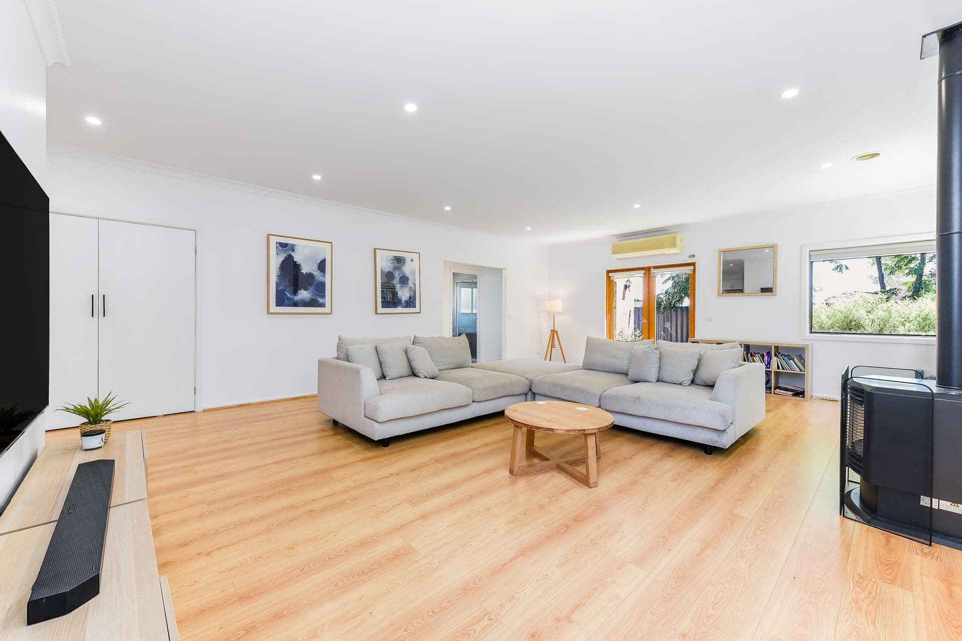 17 Cambridge Drive, Berwick VIC 3806, Berwick - Thumbnail 3
