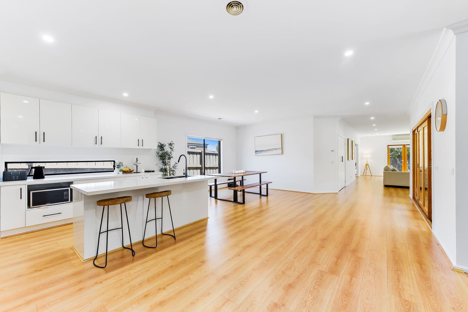 17 Cambridge Drive, Berwick VIC 3806, Berwick - Thumbnail 7