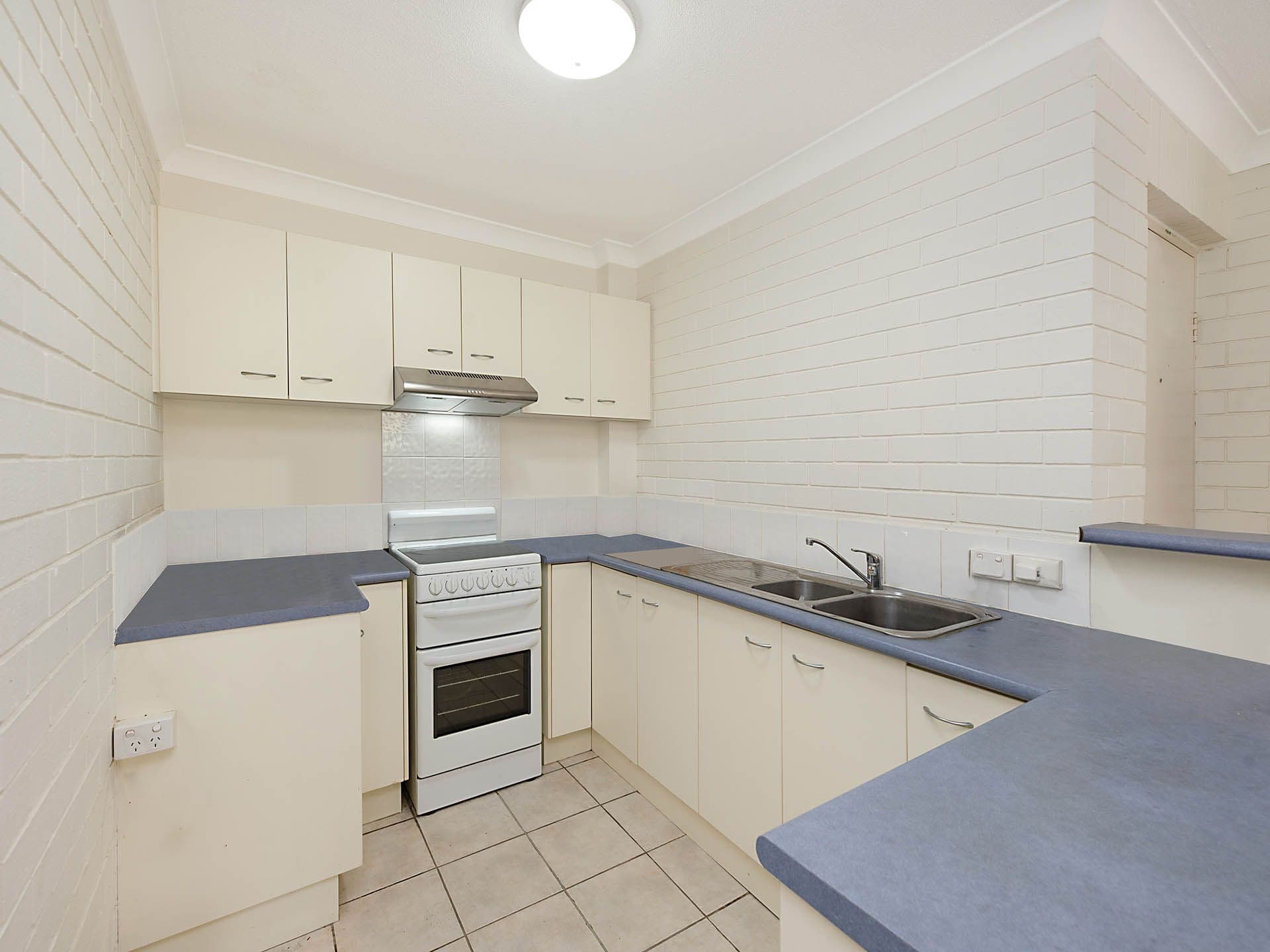 19 Akeringa Place, Mooloolaba QLD 4557, Mooloolaba - Thumbnail 2