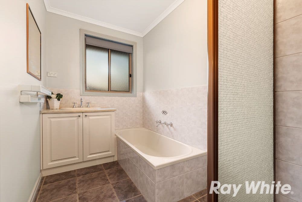 31 The Fred Hollows Way, Mill Park VIC 3082, Mill Park - Thumbnail 5
