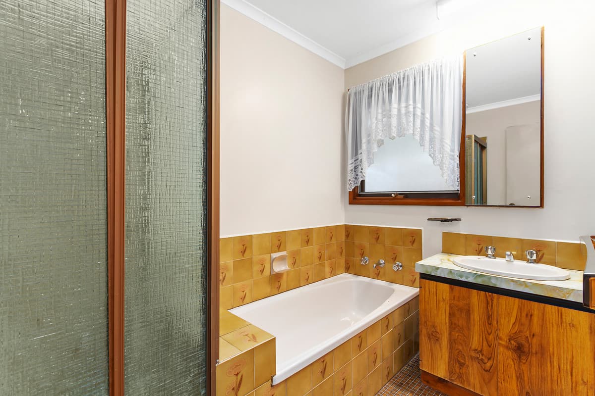 6 Turnley Street, Morwell VIC 3840, Morwell - Thumbnail 2