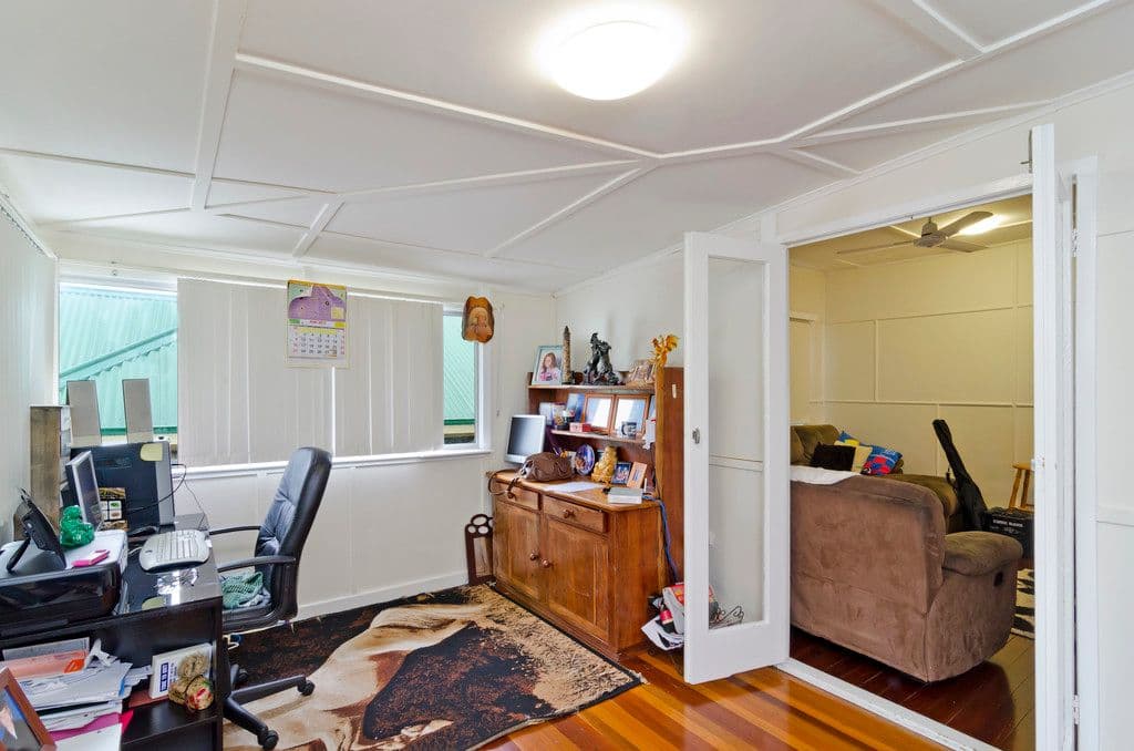 8 Fourteenth Avenue, PALM BEACH QLD 4221, Palm Beach - Thumbnail 7