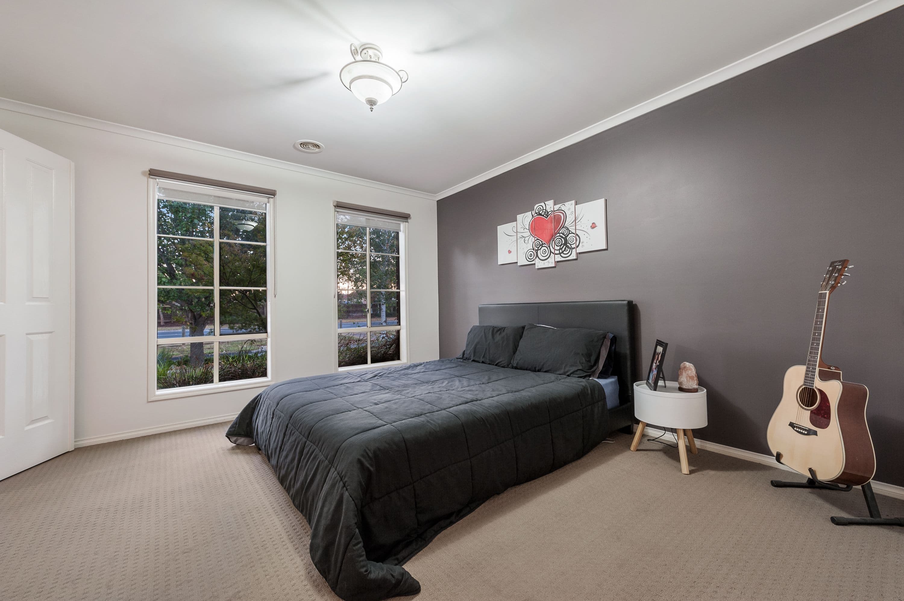 6 Ryan Lane, Caroline Springs VIC 3023, Caroline Springs - Thumbnail 4