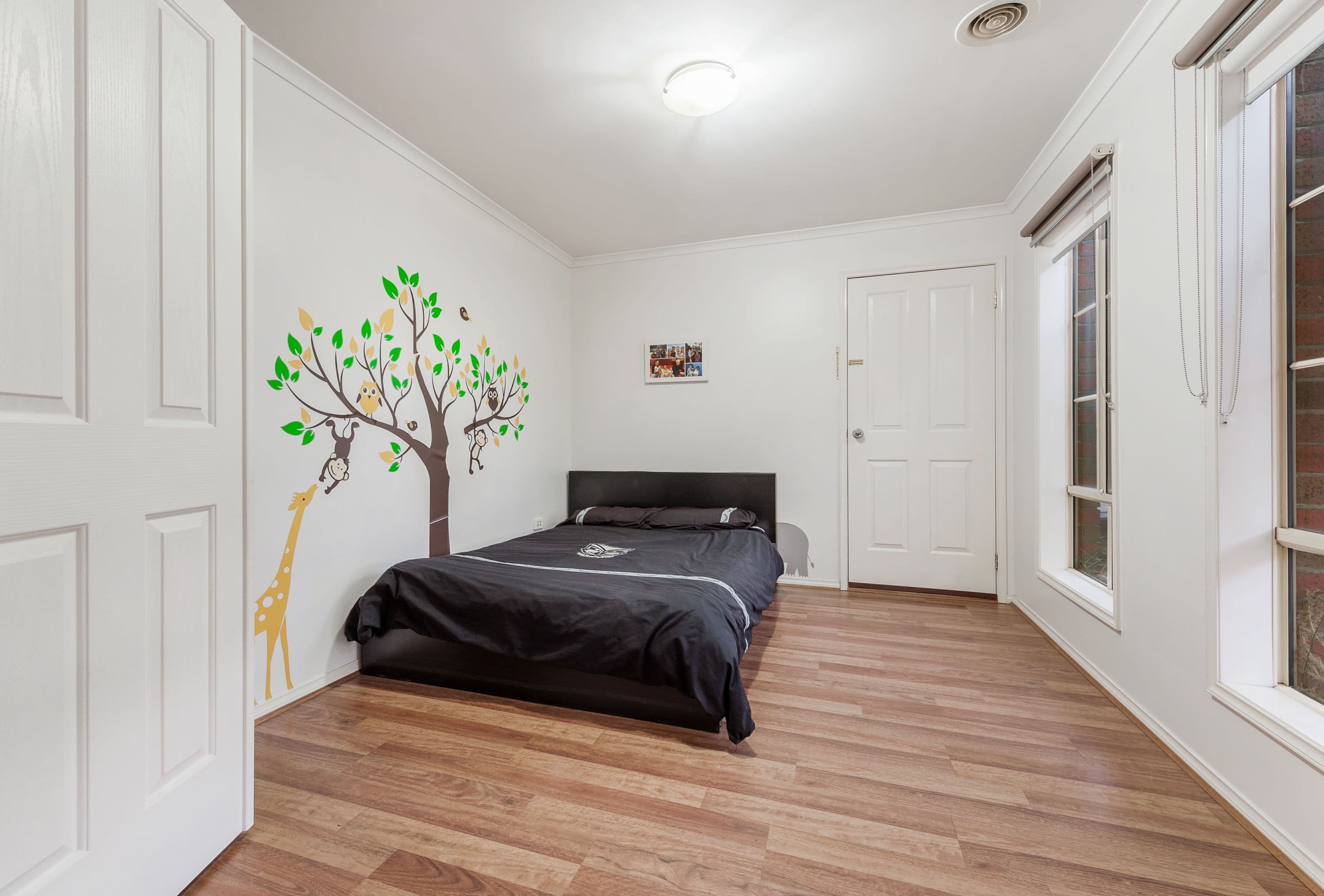 6 Ryan Lane, Caroline Springs VIC 3023, Caroline Springs - Thumbnail 6