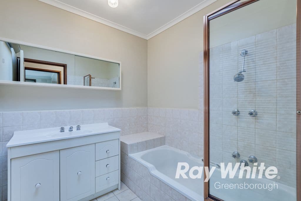 1 Pertaka Close, Montmorency VIC 3094, Montmorency - Thumbnail 6