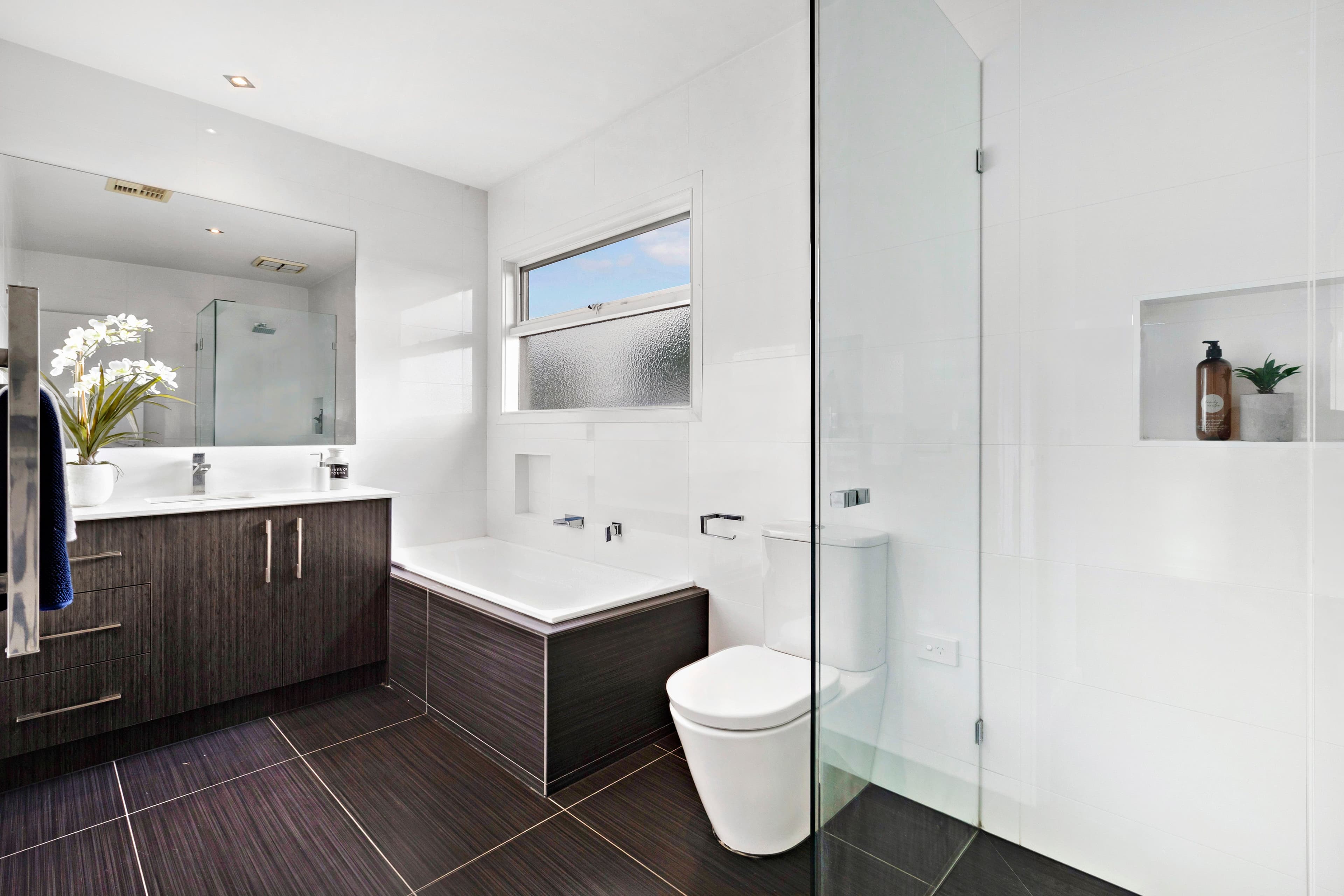 16 Sumersett Avenue, Oakleigh South VIC 3167, Oakleigh South - Thumbnail 6