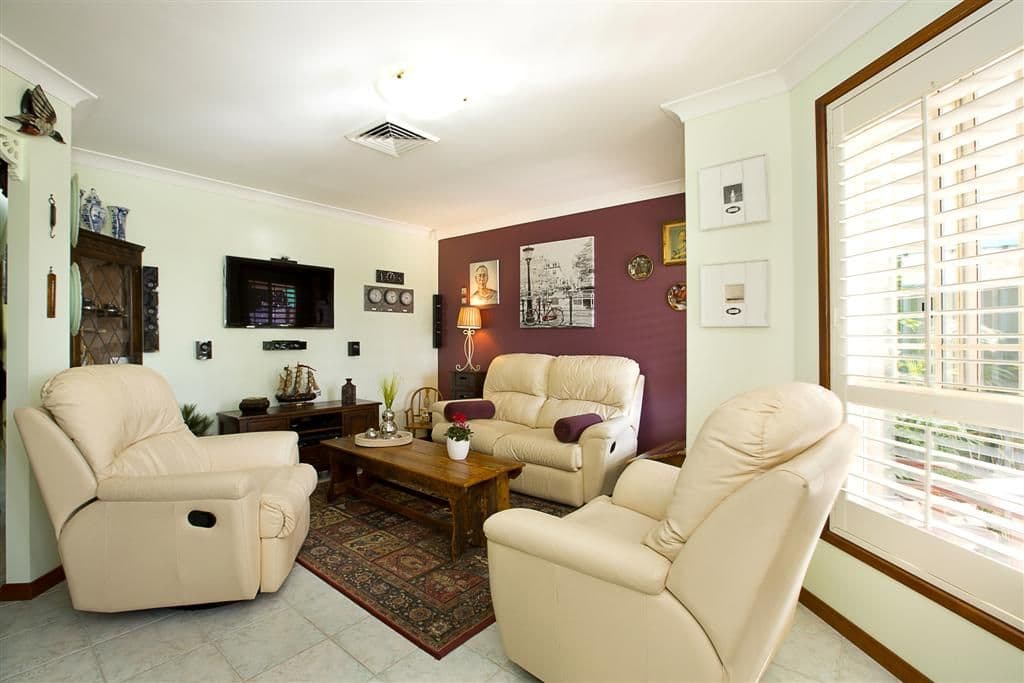 16 Kenneth Slessor Drive, Glenmore Park NSW 2745, Glenmore Park - Thumbnail 2