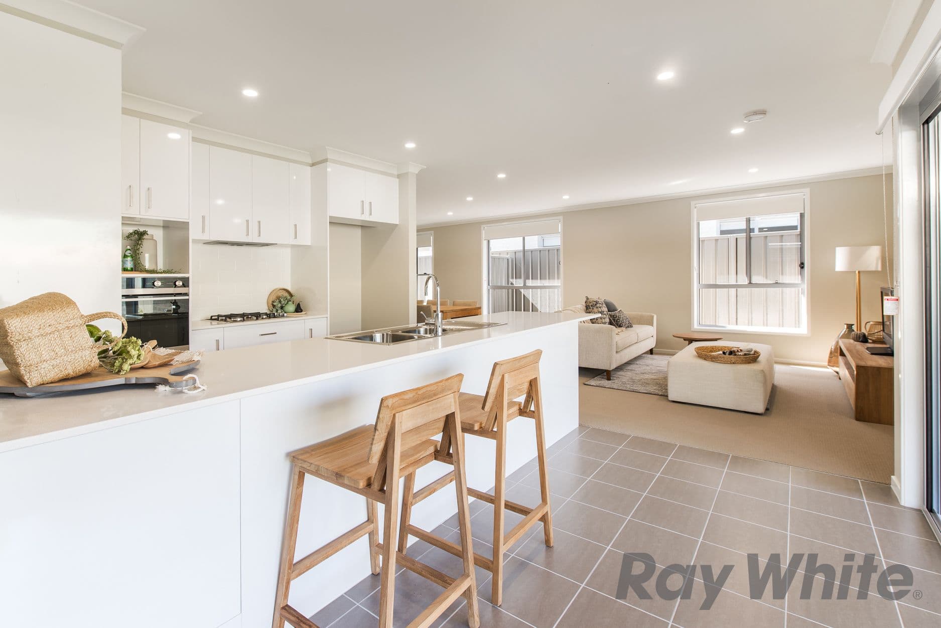 29 Corymbia Street, Croudace Bay - Thumbnail 2
