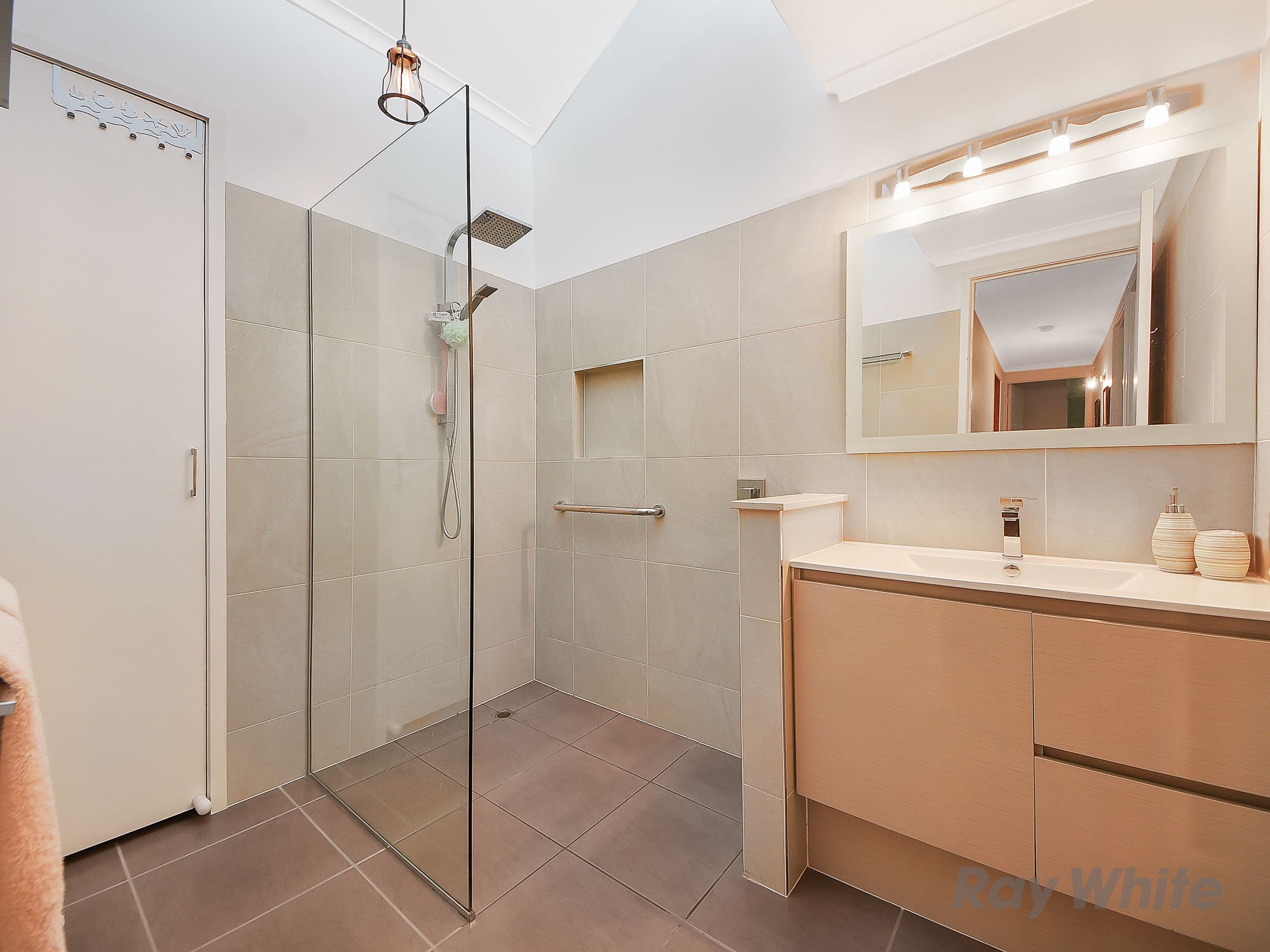 52 Pirramurra Street, Bracken Ridge QLD 4017, Bracken Ridge - Thumbnail 5