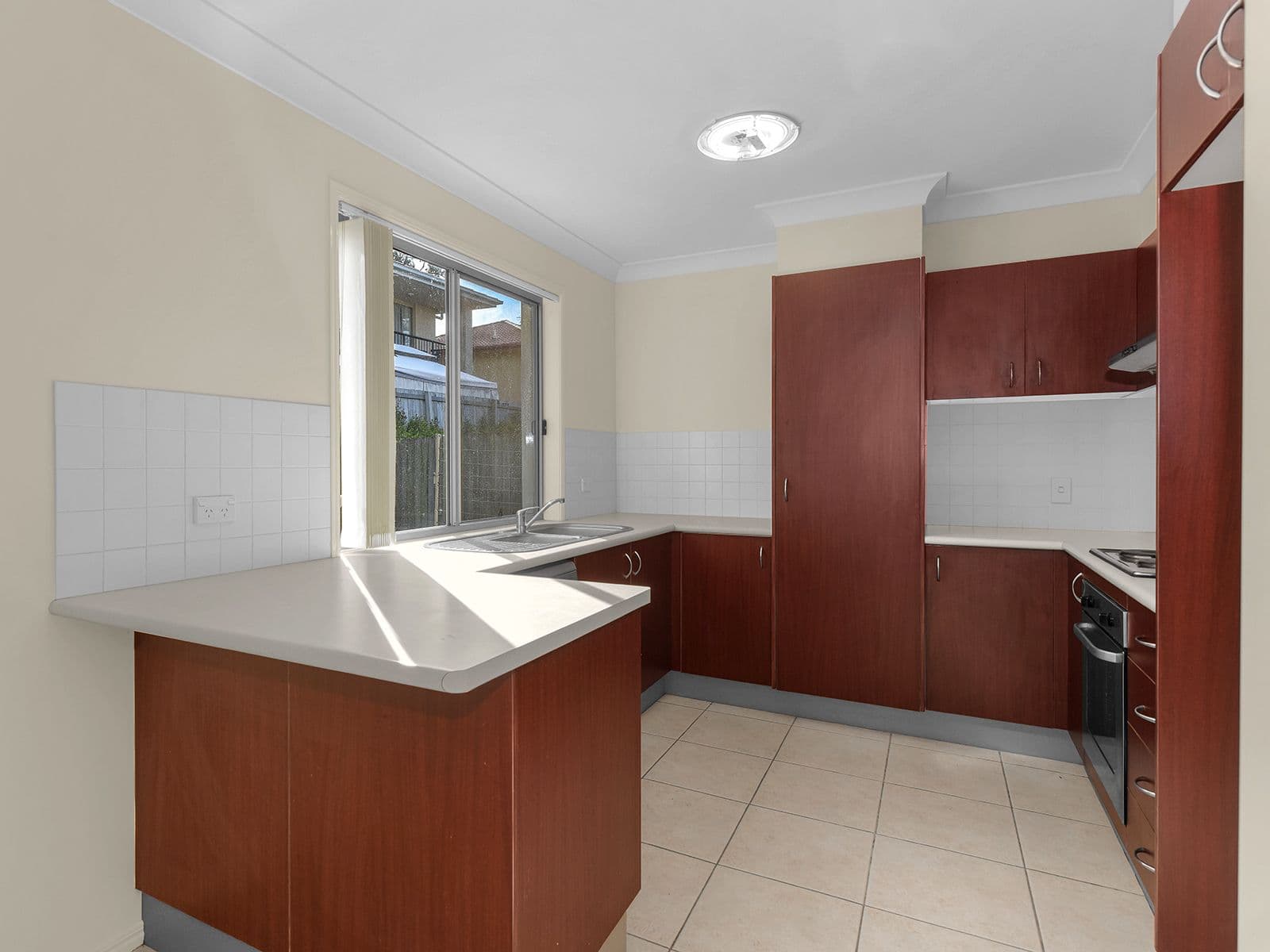 7 Johnston Street, Carina QLD 4152, Carina - Thumbnail 4