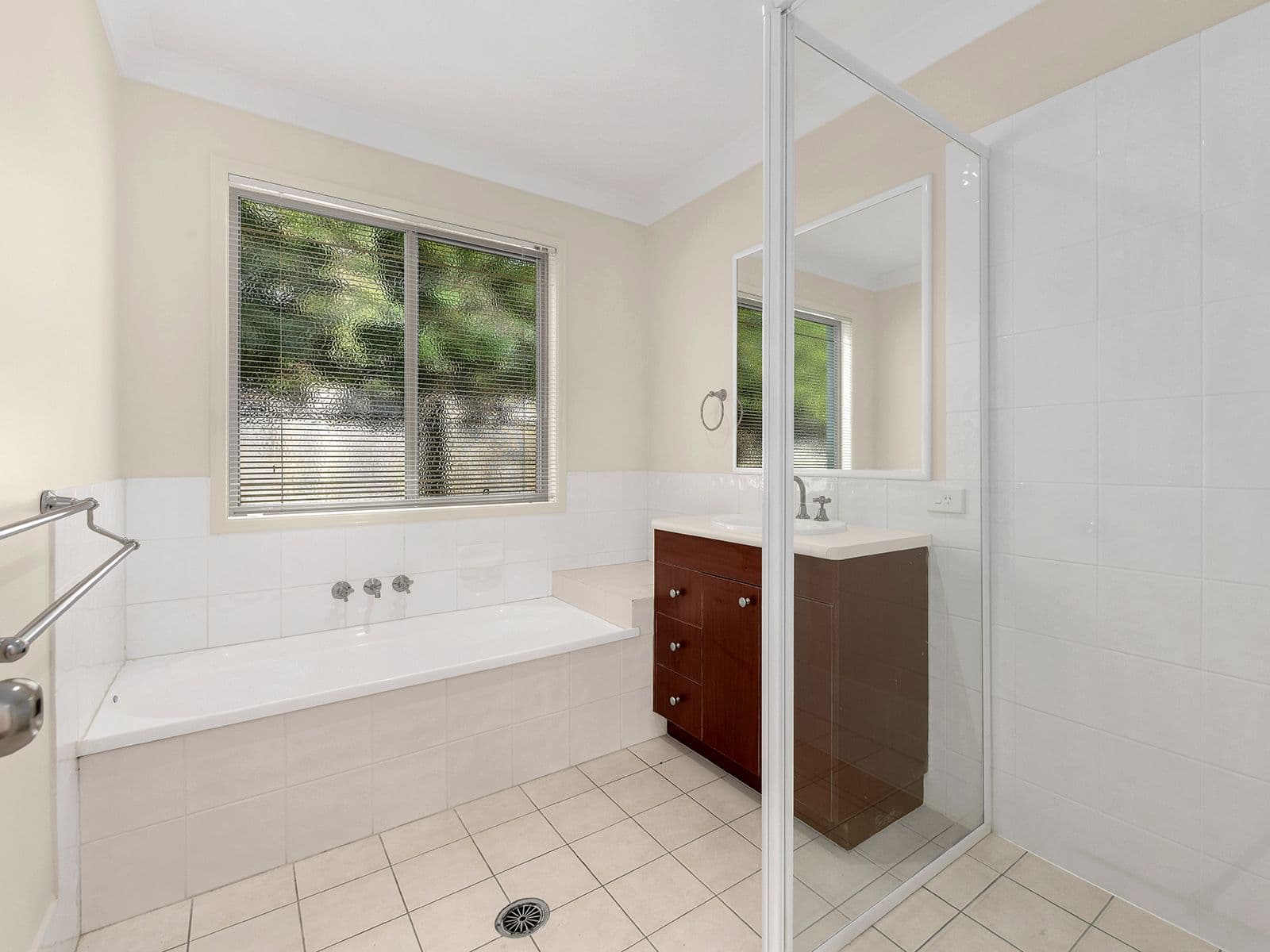 7 Johnston Street, Carina QLD 4152, Carina - Thumbnail 6