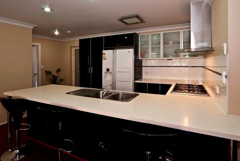 102 Highbury Drive, REDBANK PLAINS QLD 4301, Redbank Plains - Thumbnail 2