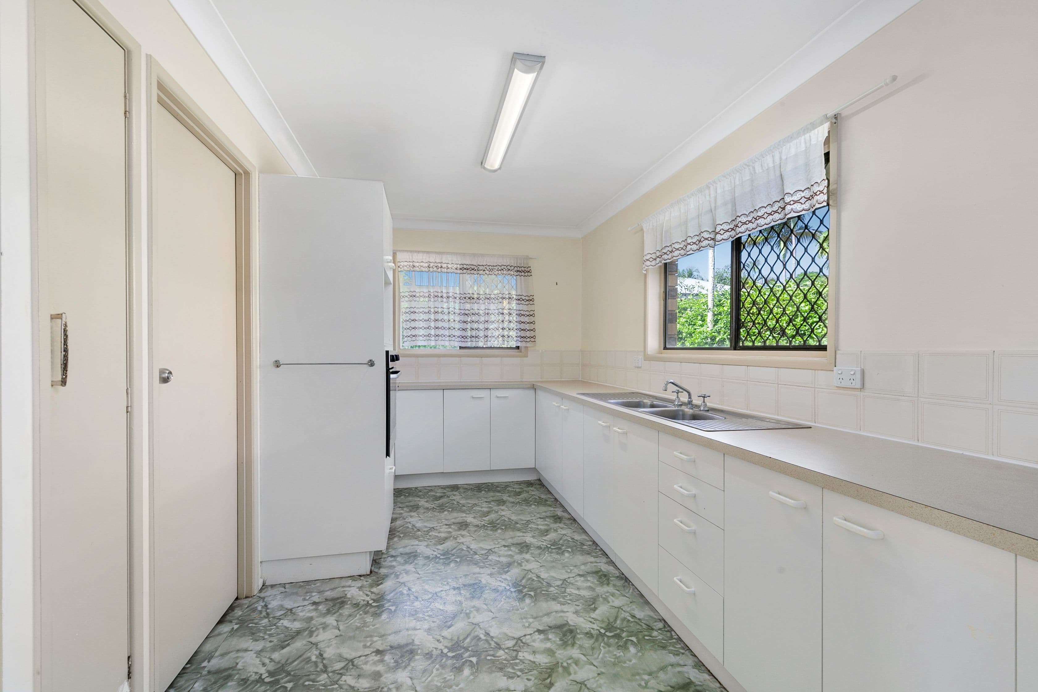 1 Leyton Street, Birkdale QLD 4159, Birkdale - Thumbnail 4