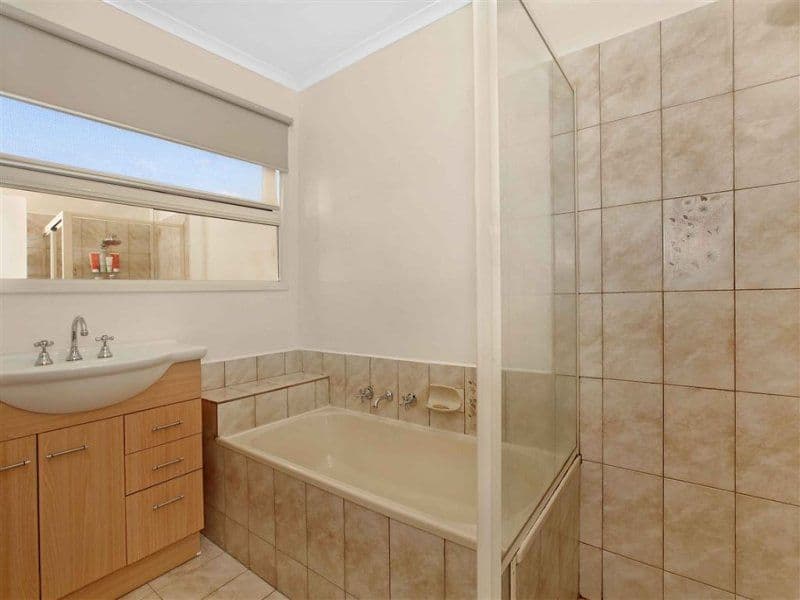  70 Pentland Drive, Epping VIC 3076, Epping - Thumbnail 8