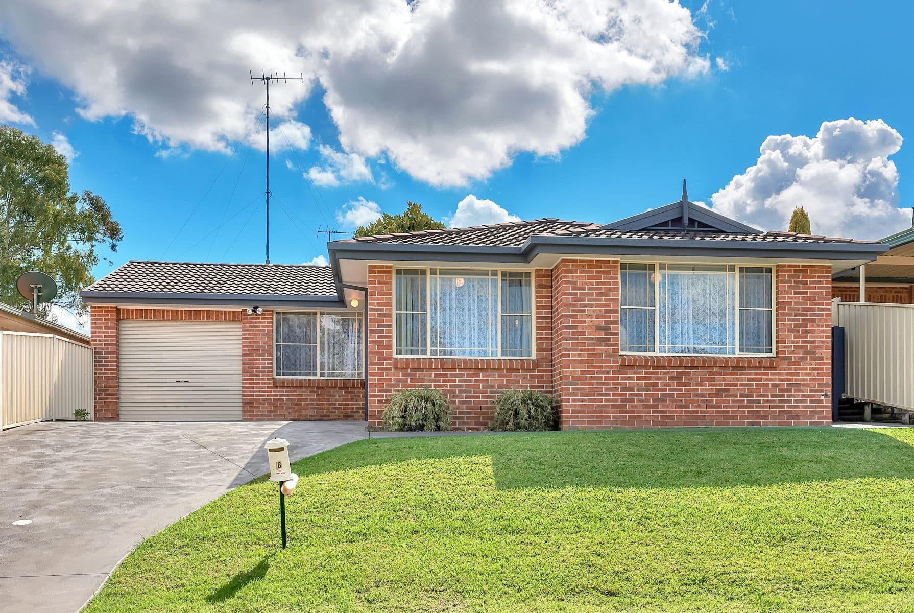 8 Cowan Place, Glenmore Park NSW 2745, Glenmore Park - Thumbnail 2