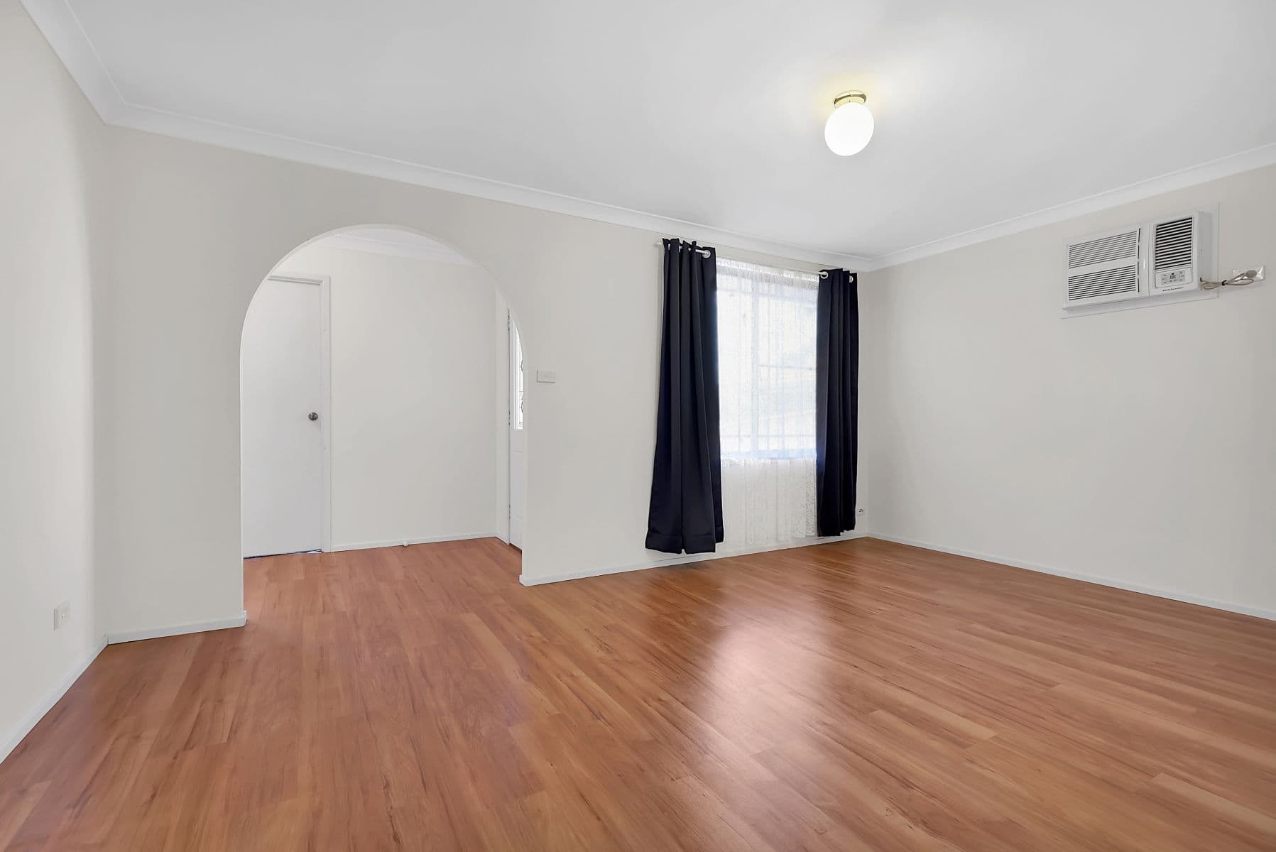 8 Cowan Place, Glenmore Park NSW 2745, Glenmore Park - Thumbnail 4