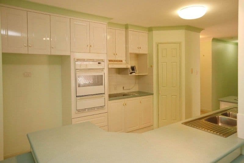 1 Sandalan Court, BUSHLAND BEACH QLD 4818, Bushland Beach - Thumbnail 4