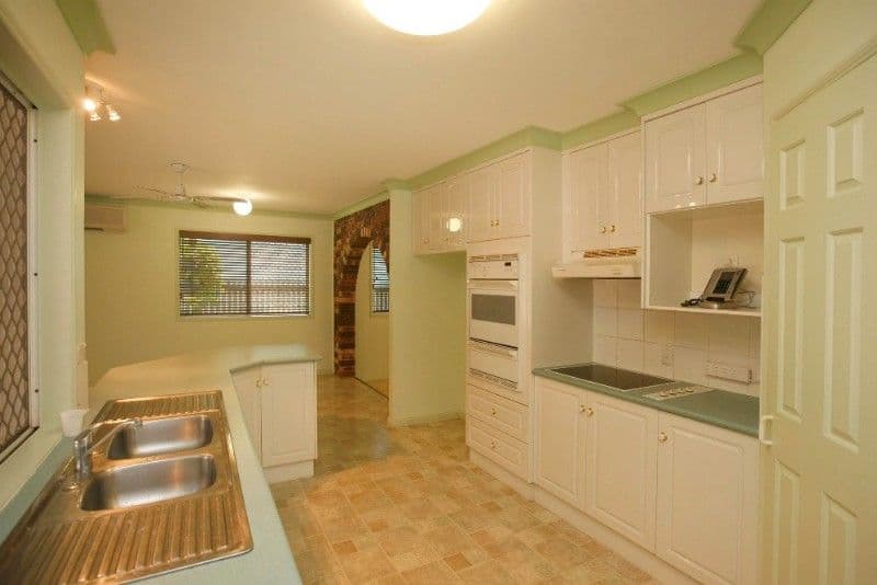 1 Sandalan Court, BUSHLAND BEACH QLD 4818, Bushland Beach - Thumbnail 6