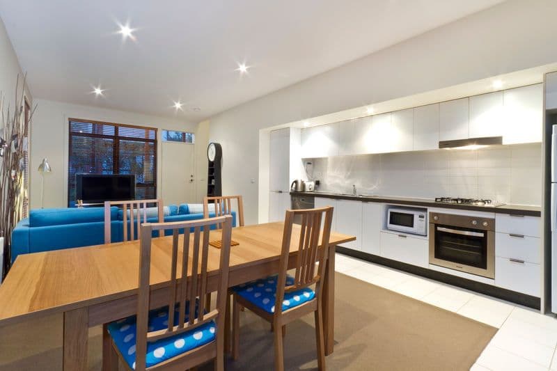 22 Brushbox Court, CLAYTON VIC 3168, Clayton - Thumbnail 2