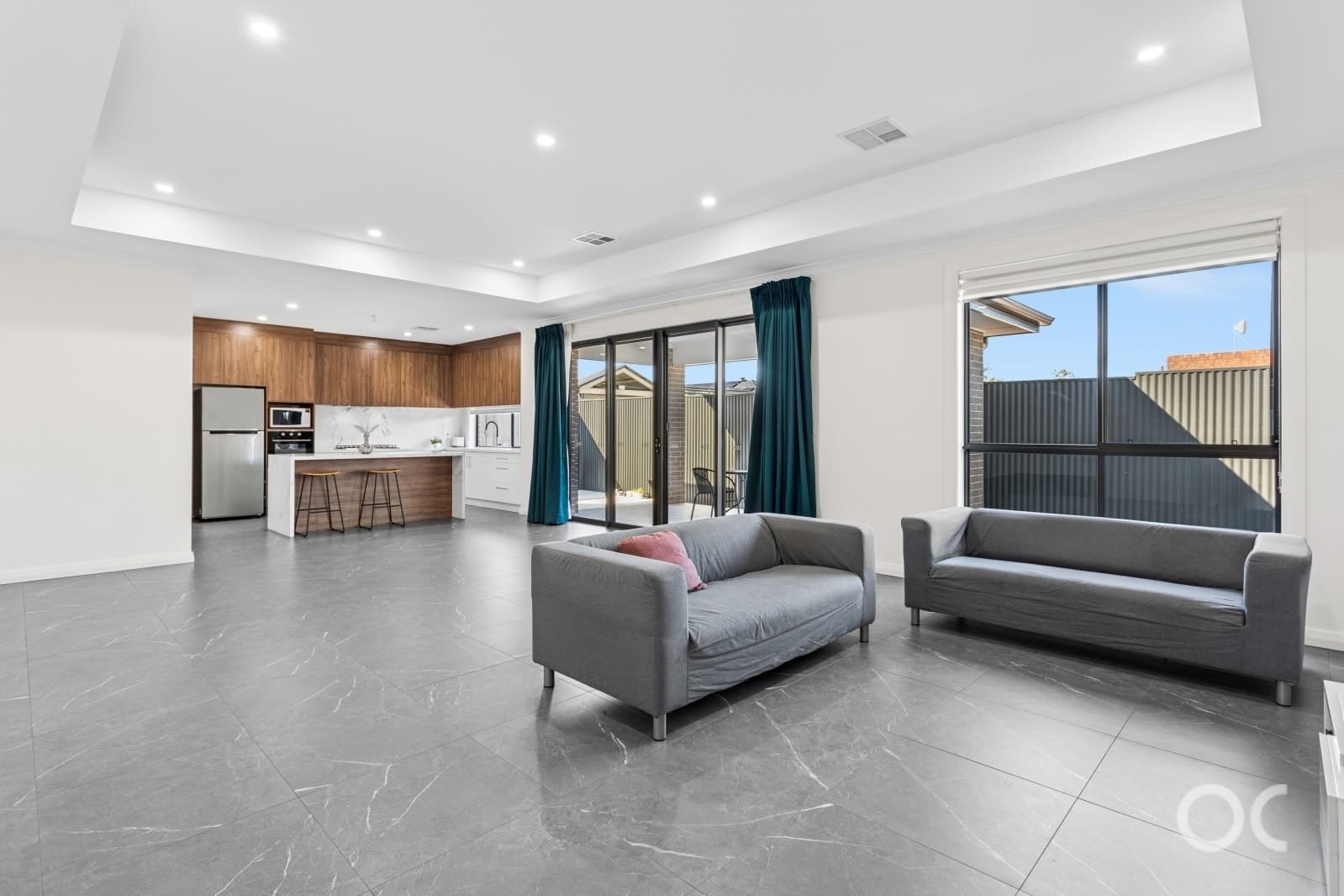 6 Rudolph Avenue, Findon - Thumbnail 3