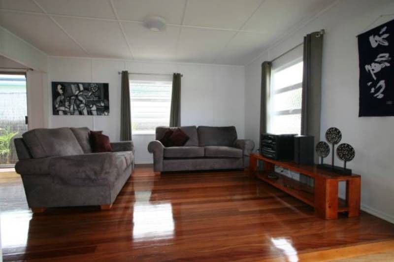 72 Whites Road, MANLY WEST QLD 4179, Manly - Thumbnail 2