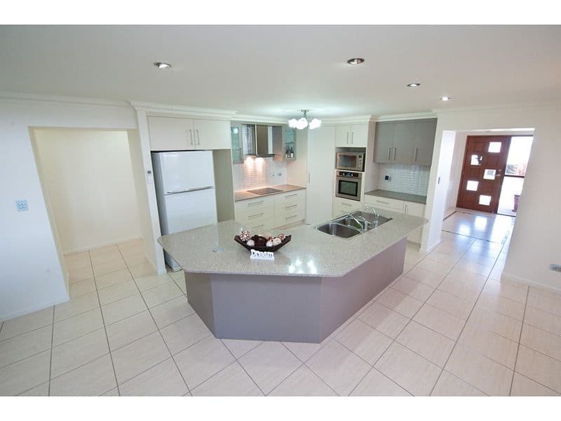 36 Laird Avenue, Norman Gardens QLD 4701, Norman Gardens - Thumbnail 2