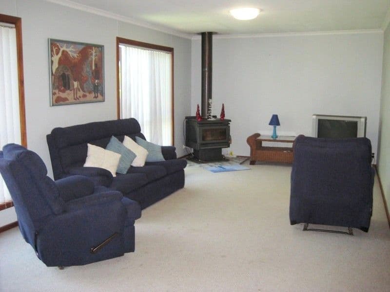 24 High Street, CONDOBOLIN NSW 2877, Condobolin - Thumbnail 2
