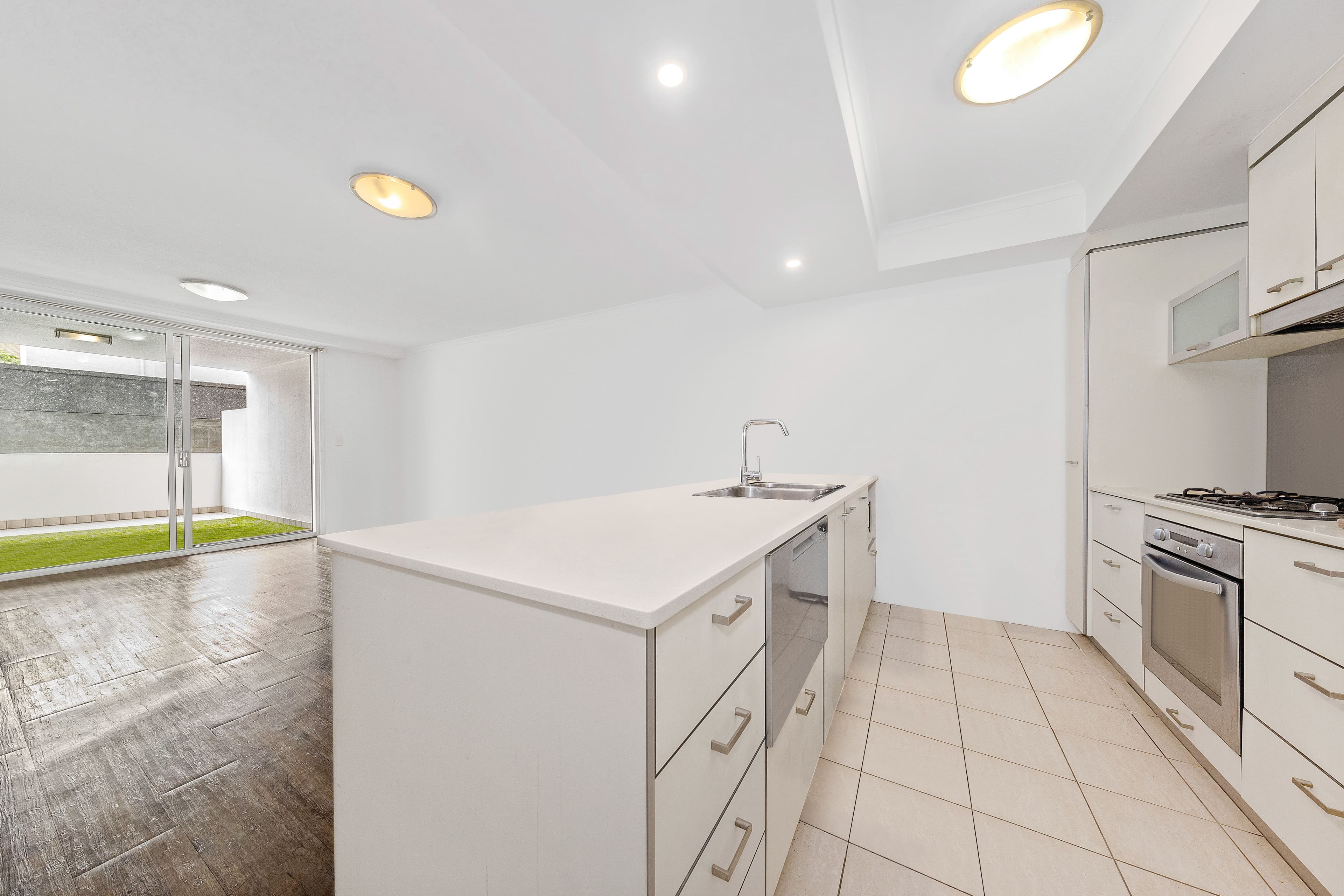 6 Exford Street, Brisbane City QLD 4000, Brisbane City - Thumbnail 2