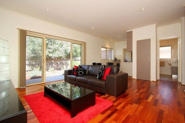 11 Willoughby Street, RESERVOIR VIC 3073, Reservoir - Thumbnail 2