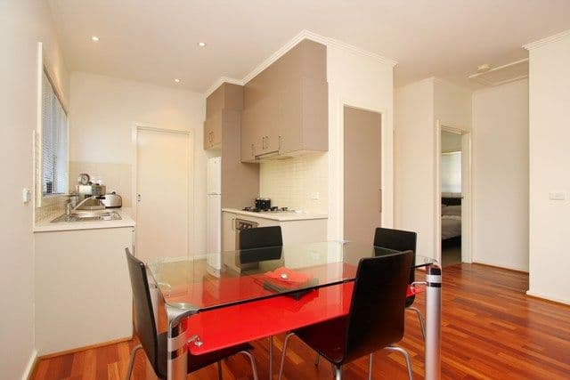11 Willoughby Street, RESERVOIR VIC 3073, Reservoir - Thumbnail 3