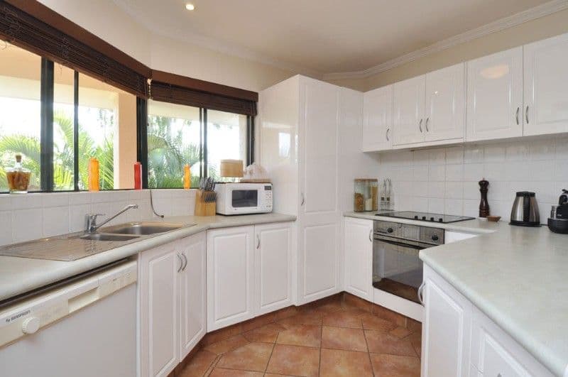 102 Indooroopilly Road, TARINGA QLD 4068, Taringa - Thumbnail 4