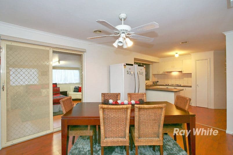 12 Bates Street, CRANBOURNE WEST VIC 3977, Cranbourne West - Thumbnail 8