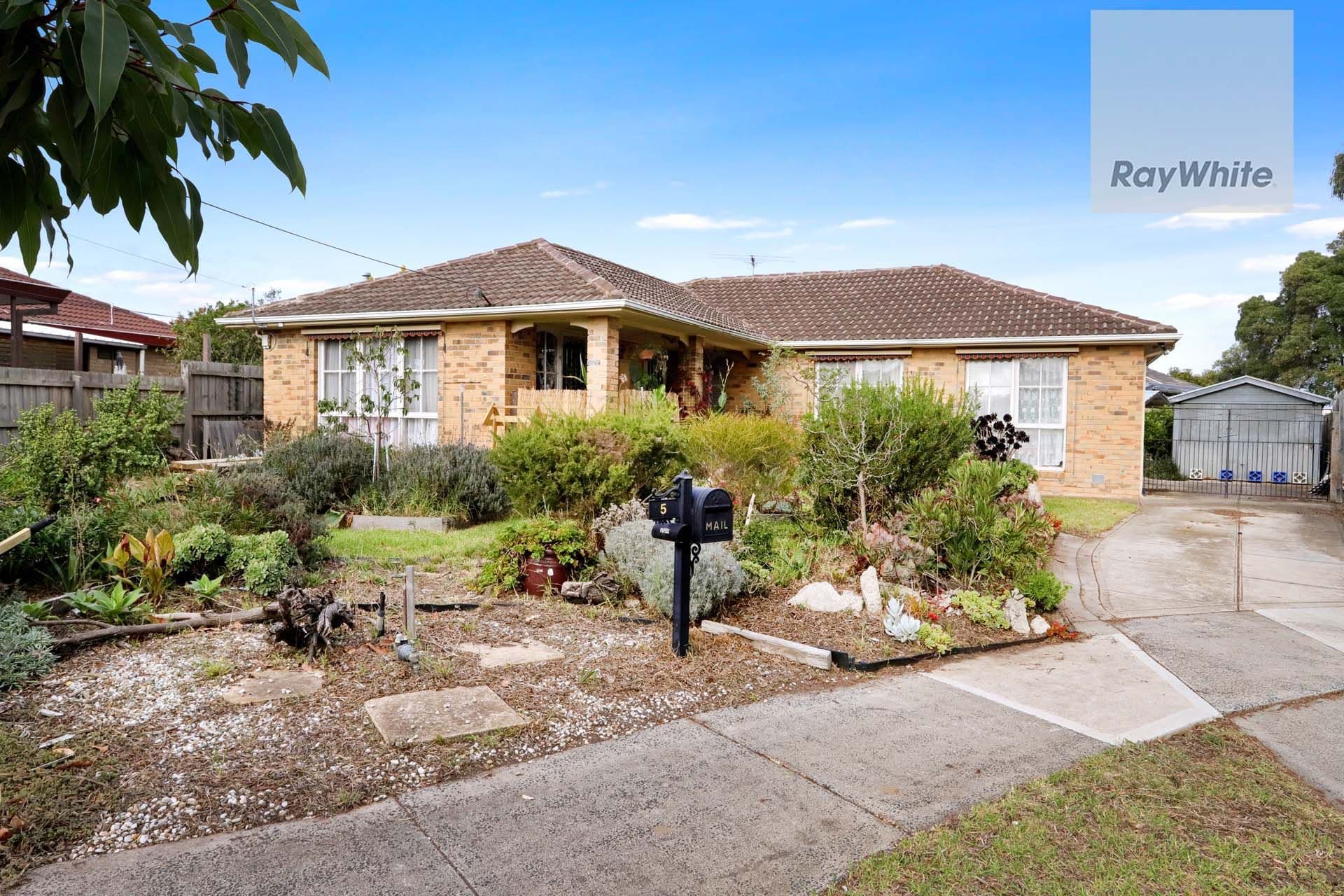 5 Ashwood Close, Gladstone Park VIC 3043, Gladstone Park - Image 1