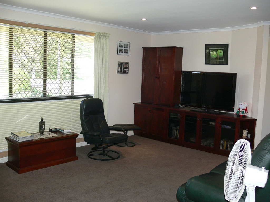 16 Adelaide Street, Esk QLD 4312, Esk - Thumbnail 5