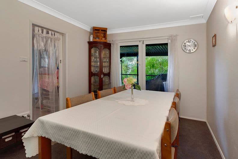 22 Athlone Crescent, Killarney Heights NSW 2087, Killarney Heights - Thumbnail 4