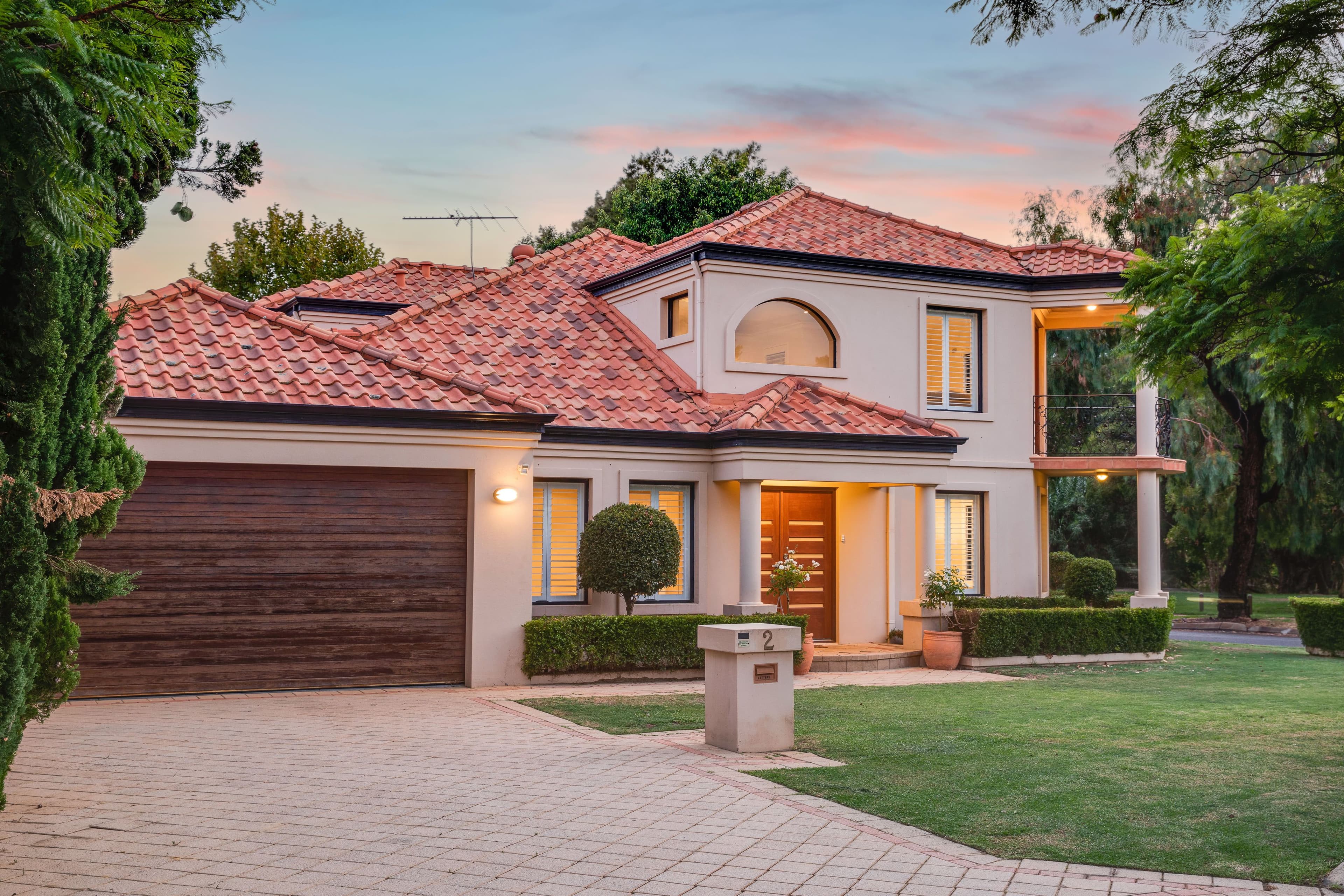 2 Warrener Gardens, Gwelup WA 6018, Gwelup - Thumbnail 2