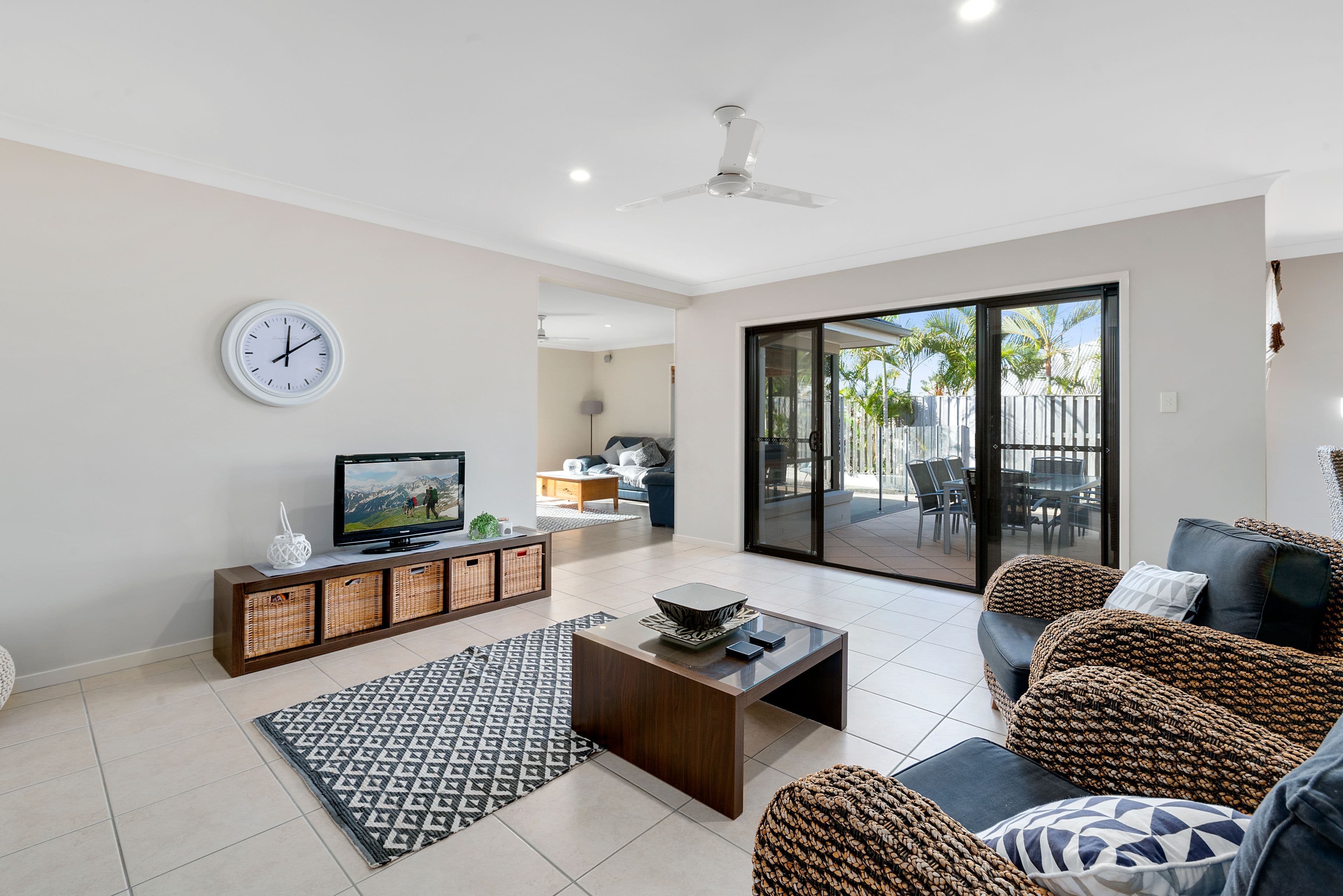 17 Springwood Avenue, Pacific Pines QLD 4211, Pacific Pines - Thumbnail 7